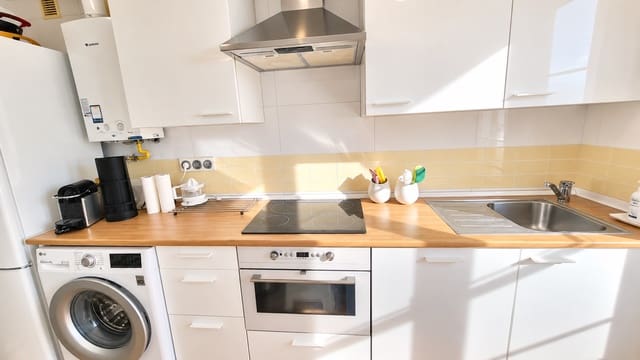 Ático de 2 habitaciones en Rincón de la Victoria en venta con piscina garaje - 425.000 € (Ref: 10171948)