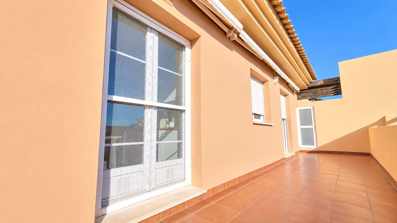 Ático de 2 habitaciones en Rincón de la Victoria en venta con piscina garaje - 425.000 € (Ref: 10171948)