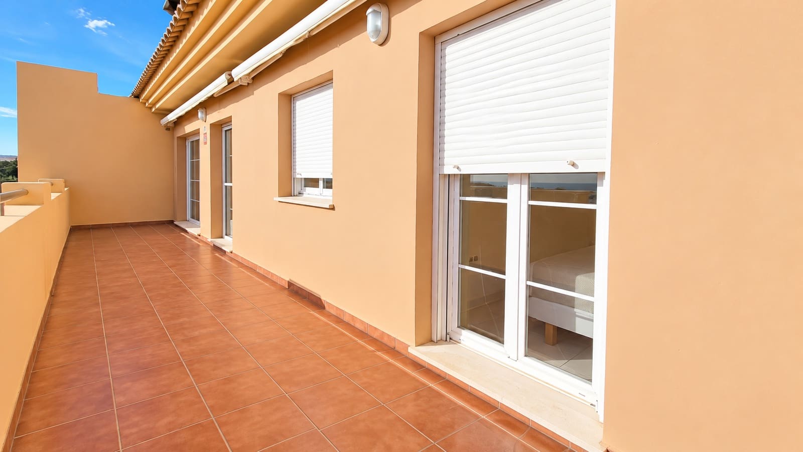 Ático de 2 habitaciones en Rincón de la Victoria en venta con piscina garaje - 425.000 € (Ref: 10171948)