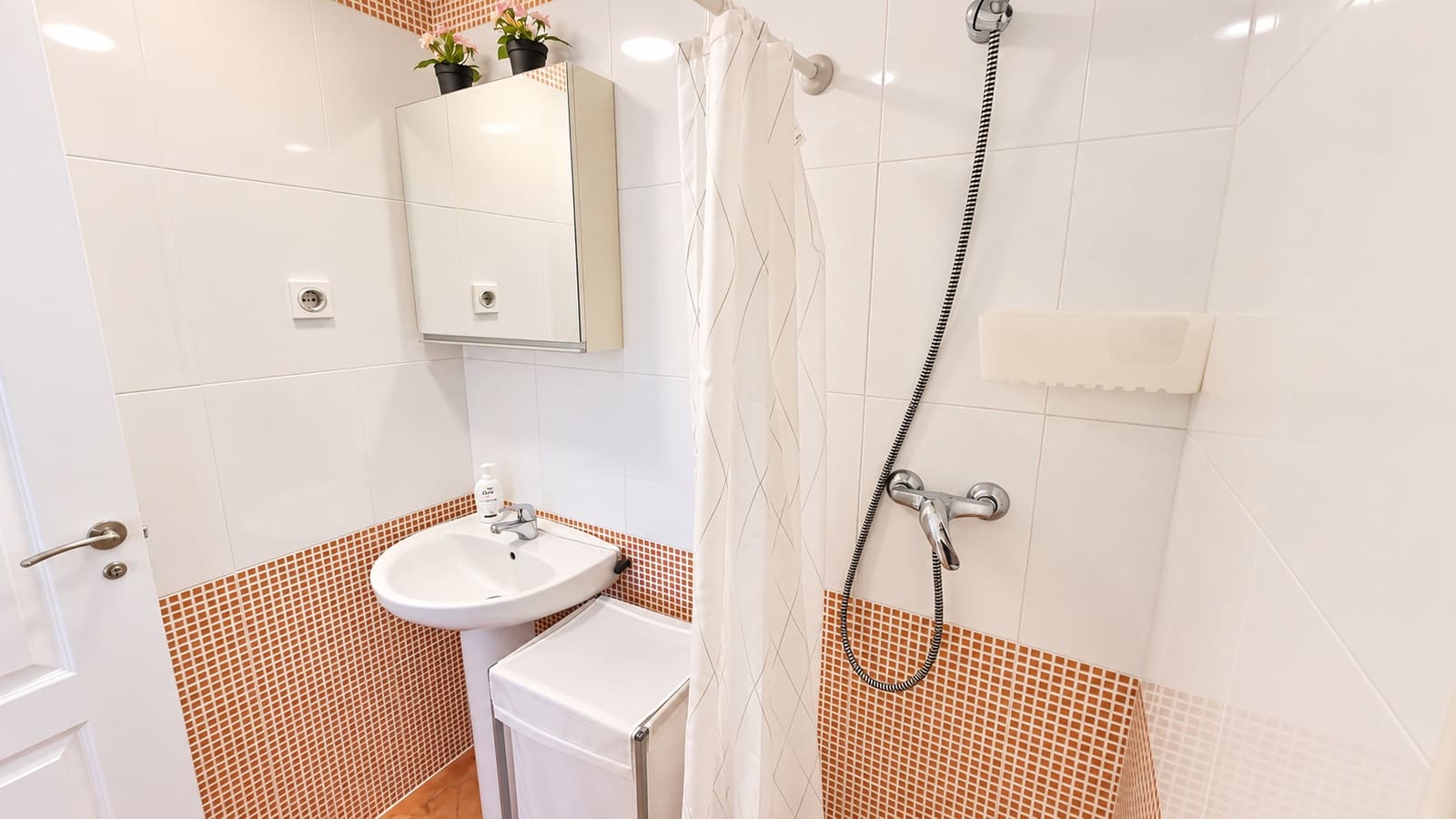 Ático de 2 habitaciones en Rincón de la Victoria en venta con piscina garaje - 425.000 € (Ref: 10171948)