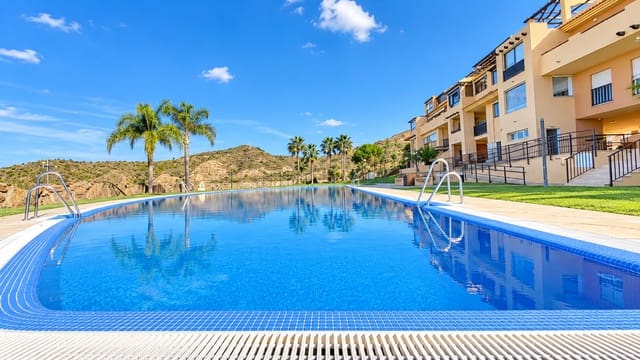 Ático de 2 habitaciones en Rincón de la Victoria en venta con piscina garaje - 425.000 € (Ref: 10171948)