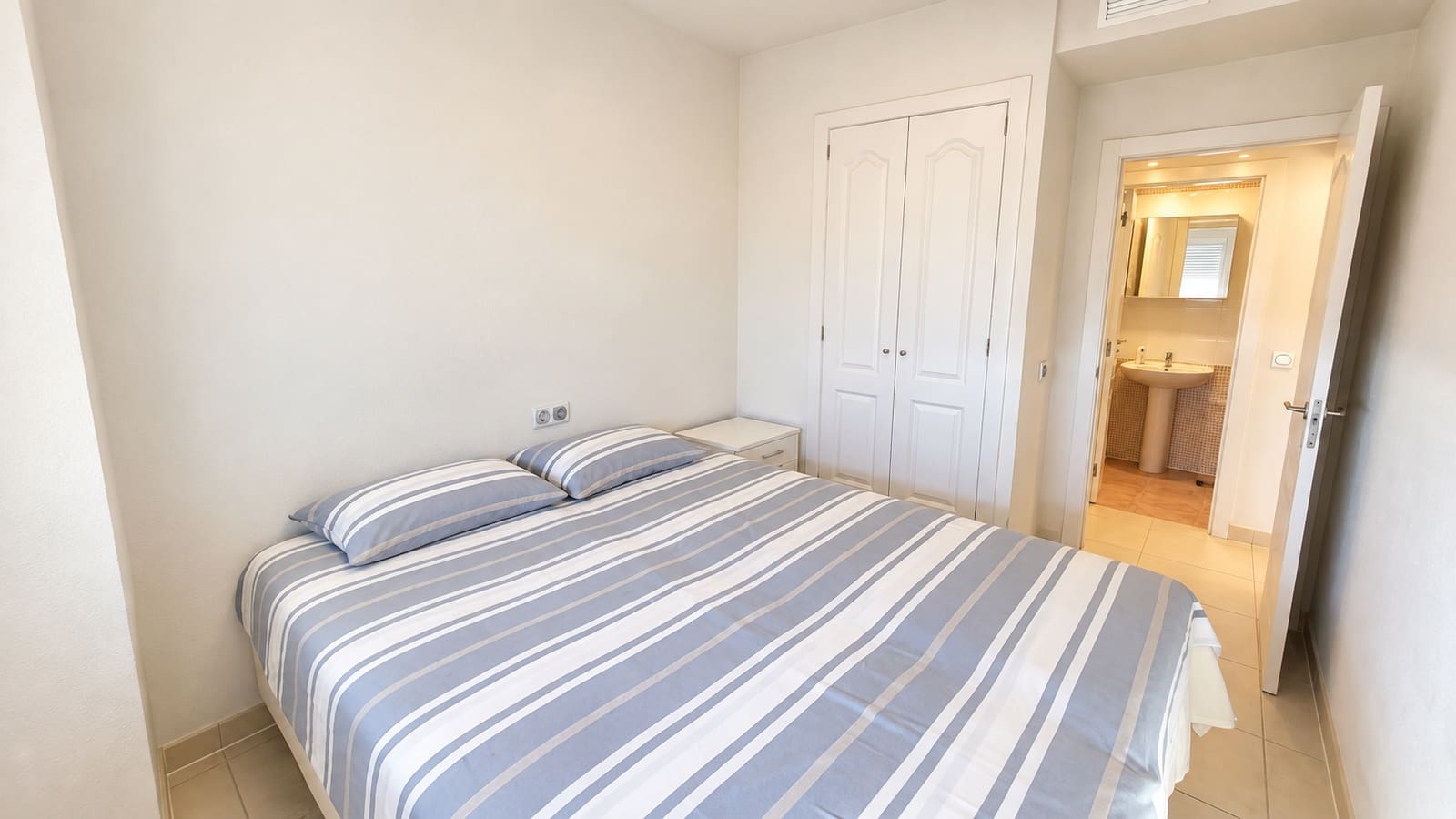 Ático de 2 habitaciones en Rincón de la Victoria en venta con piscina garaje - 425.000 € (Ref: 10171948)