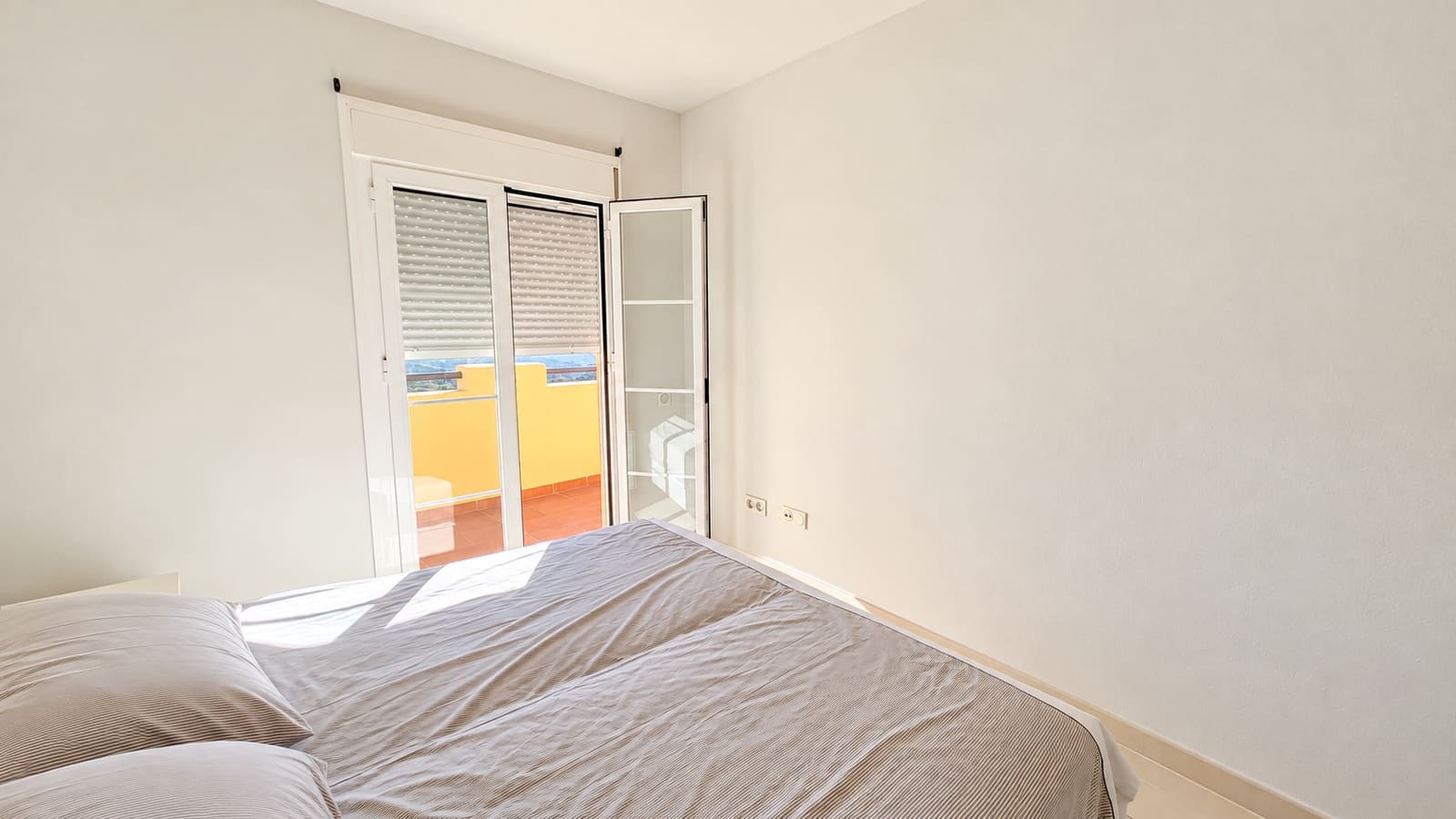 Ático de 2 habitaciones en Rincón de la Victoria en venta con piscina garaje - 425.000 € (Ref: 10171948)