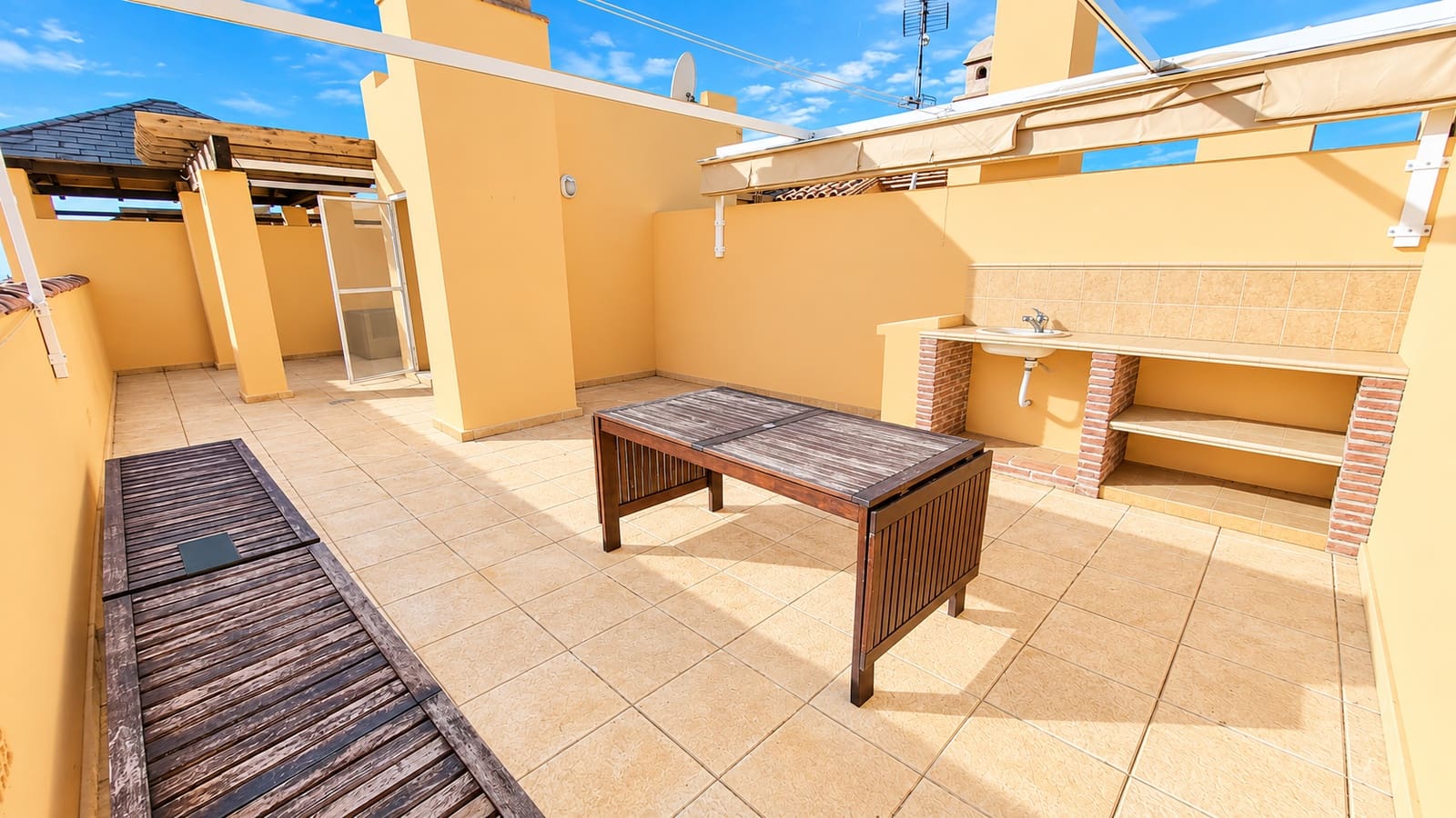 Ático de 2 habitaciones en Rincón de la Victoria en venta con piscina garaje - 425.000 € (Ref: 10171948)
