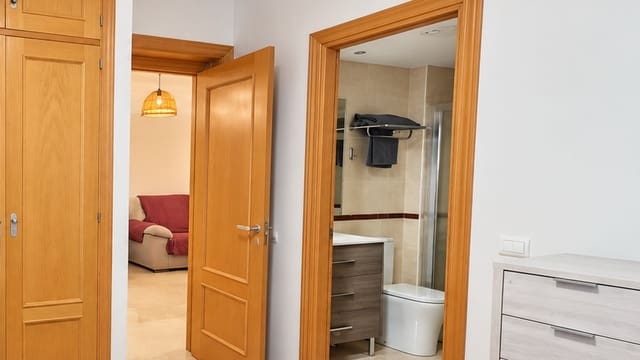 1 slaapkamer Appartement te koop in Rincón de la Victoria met zwembad garage - € 270.000 (Ref: 10179588)