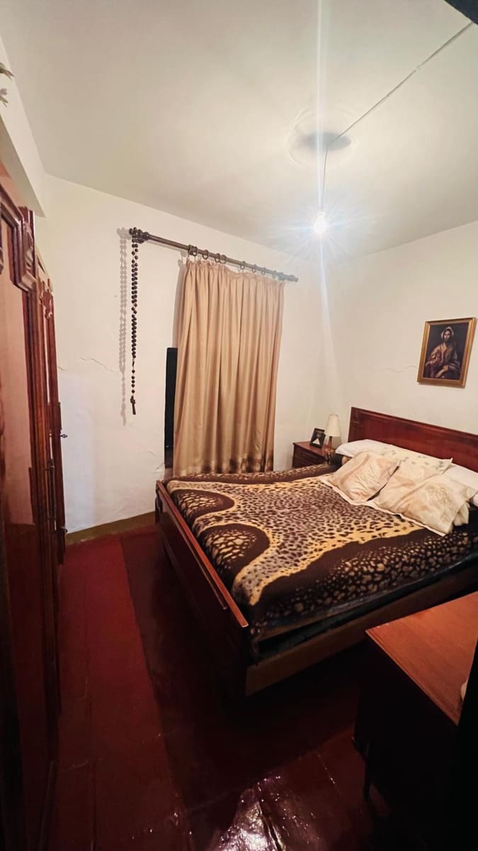 6 slaapkamer Villa te koop in Alora met garage - € 250.000 (Ref: 10182102)