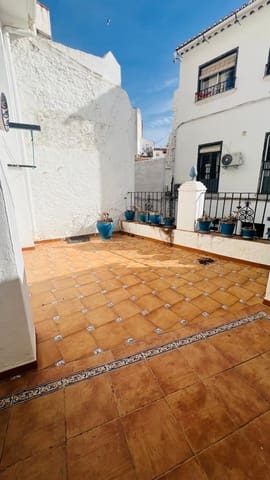 6 slaapkamer Villa te koop in Alora met garage - € 250.000 (Ref: 10182102)