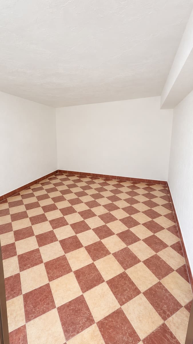 6 slaapkamer Villa te koop in Alora met garage - € 250.000 (Ref: 10182102)