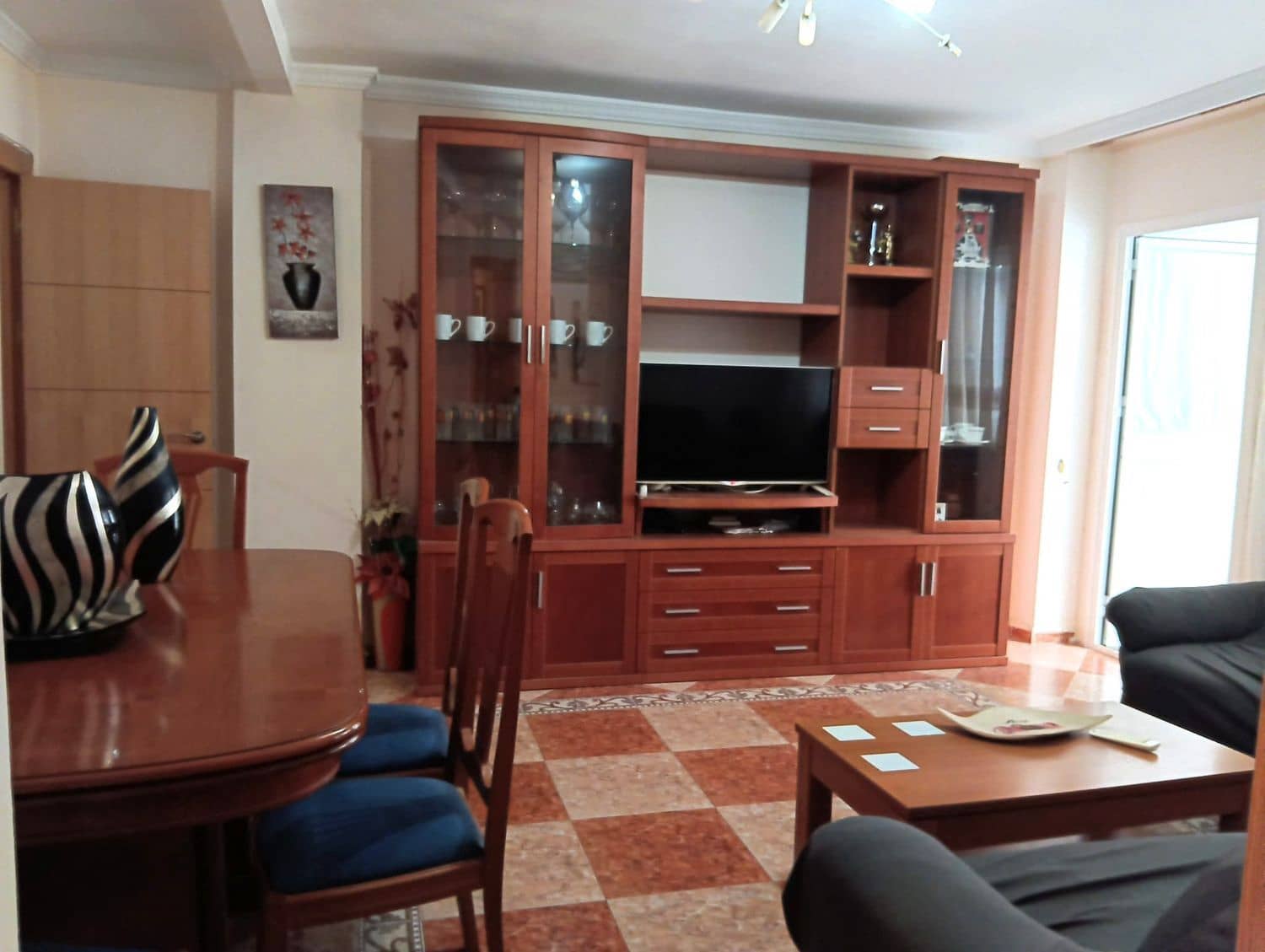 3 bedroom Apartment for sale in Malaga city with garage - € 325,000 (Ref: 9669466)