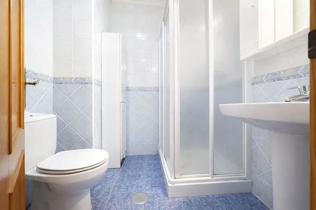 3 soverom Hus til salgs i Torre del Mar, Vélez-Málaga med garasje - € 450 000 (Ref: 9669469)