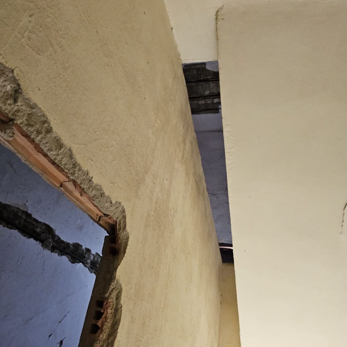 7 chambre Maison de Ville à vendre à La Linea de la Concepcion avec garage - 210 000 € (Ref: 9669471)