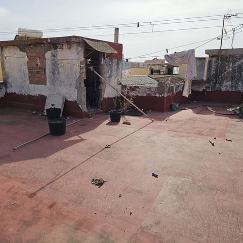 7 chambre Maison de Ville à vendre à San Pedro - Gabriel Miró - María Guerrero, La Línea de la Concepción avec garage - 210 000 € (Ref: 9669471)