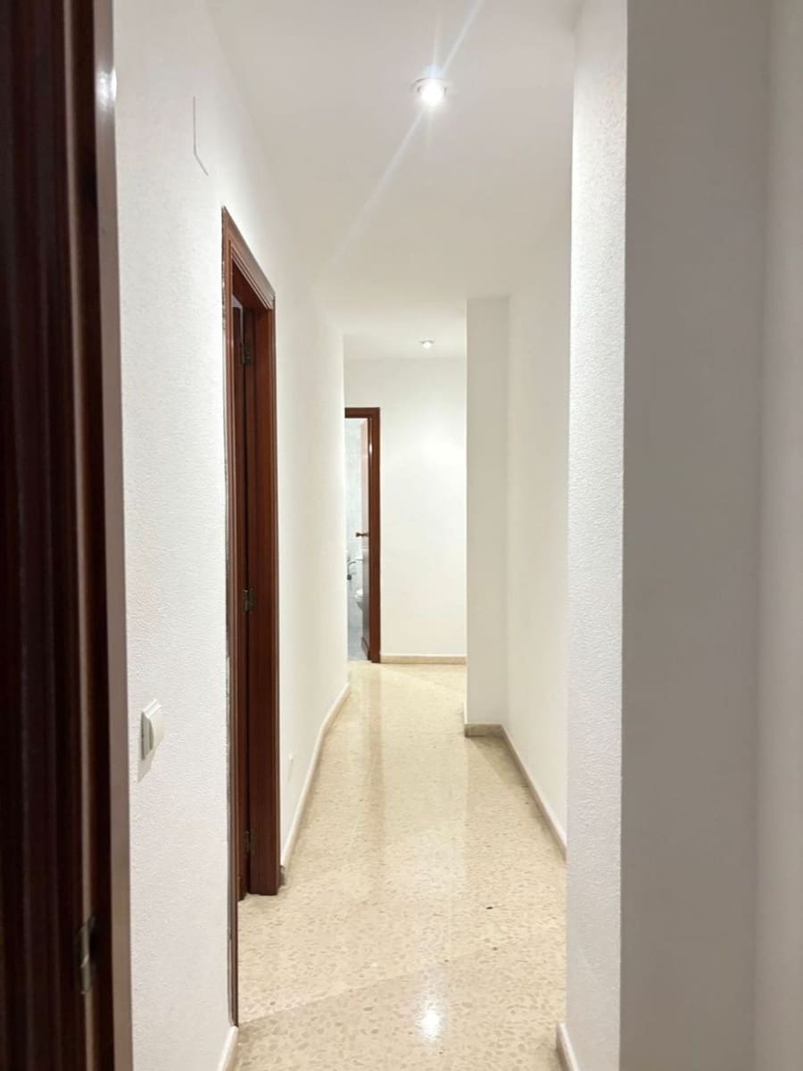 2 makuuhuone Huoneisto myytävänä paikassa Malaga kaupunki mukana uima-altaan 
autotalli - 395 000 € (Ref: 9669473)