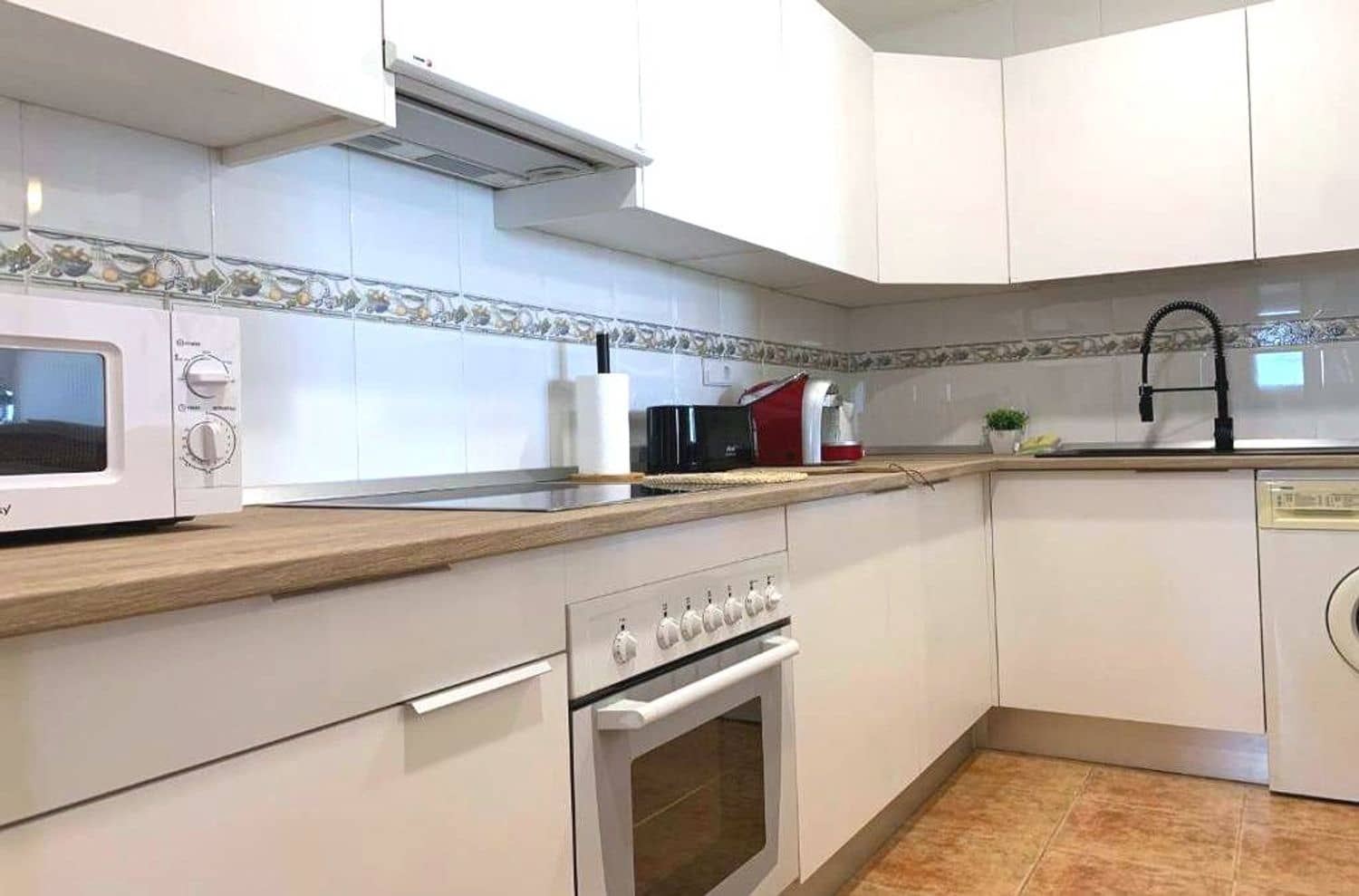 2 makuuhuone Huoneisto myytävänä paikassa Malaga kaupunki mukana uima-altaan 
autotalli - 395 000 € (Ref: 9669473)