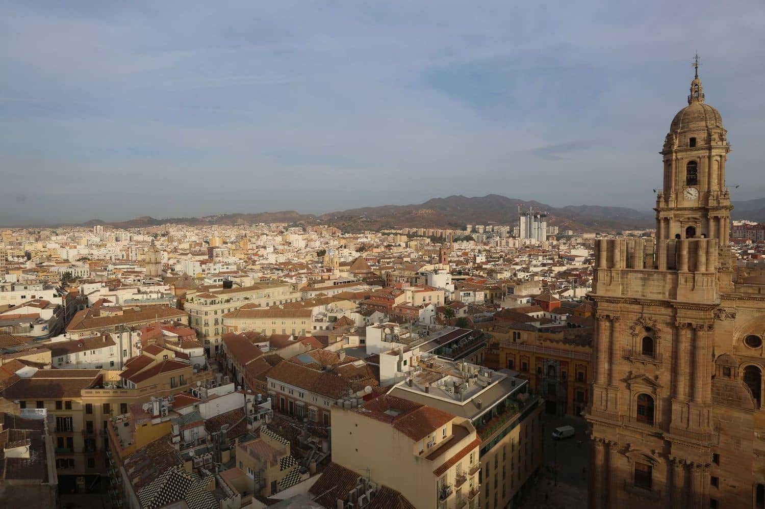 4 sovrum Lägenhet till salu i Malaga stad med garage - 819 000 € (Ref: 9669474)