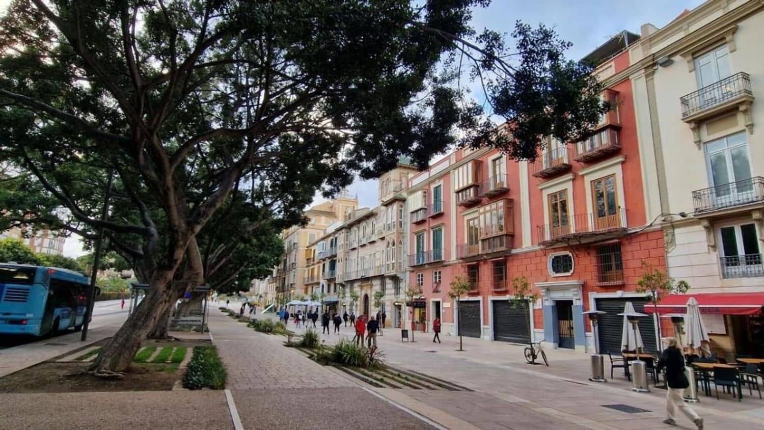 4 sovrum Lägenhet till salu i Malaga stad med garage - 819 000 € (Ref: 9669474)