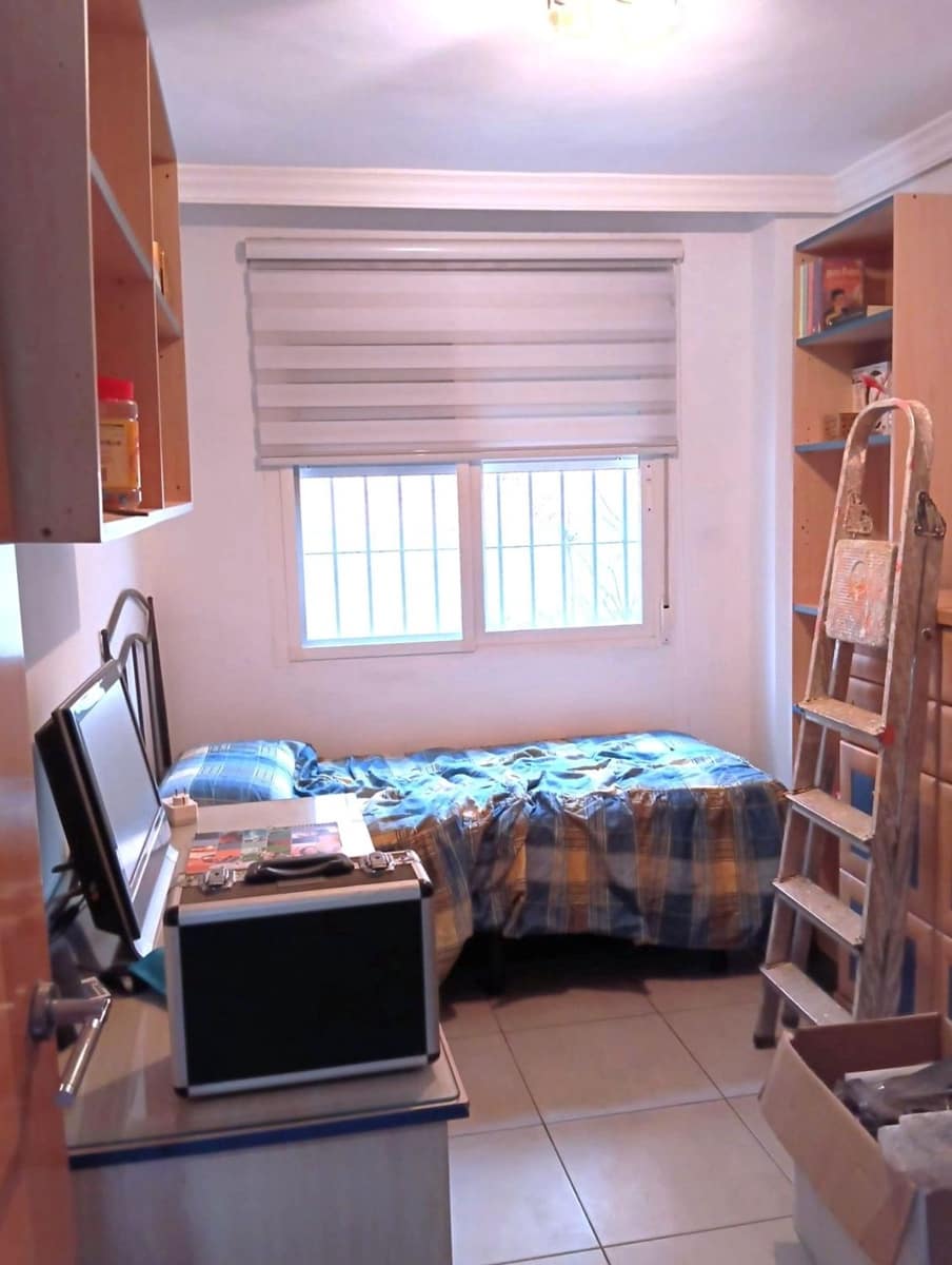 3 sovrum Lägenhet till salu i Malaga stad med garage - 290 000 € (Ref: 9669477)