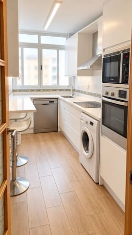 3 slaapkamer Appartement te koop in Suarez, Málaga stad - € 283.000 (Ref: 9669477)