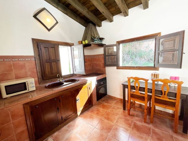 3 soveværelse Finca/Landehus til salg i Salares med garage - € 179.000 (Ref: 9669478)