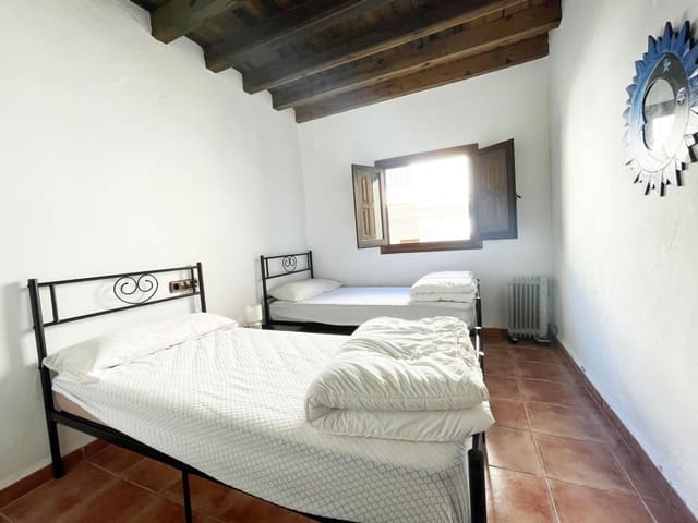 3 soveværelse Finca/Landehus til salg i Salares med garage - € 179.000 (Ref: 9669478)