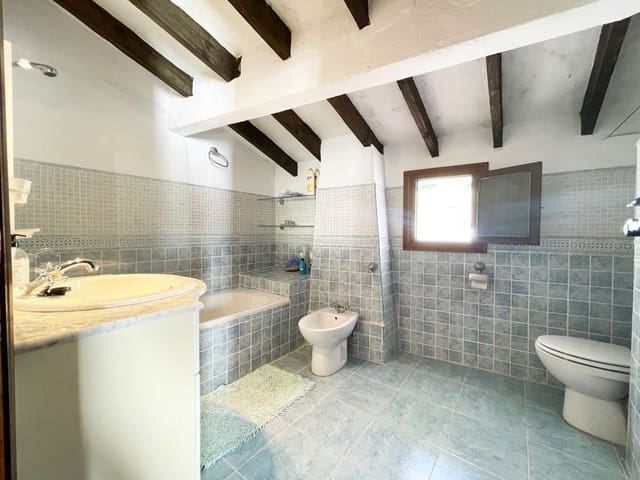 3 soveværelse Finca/Landehus til salg i Salares med garage - € 179.000 (Ref: 9669478)