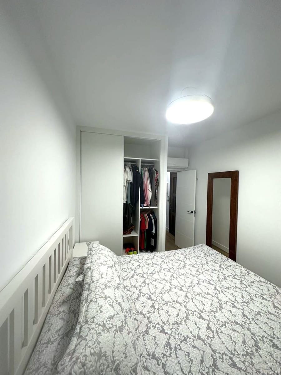 Appartement de 1 chambre à louer à Malaga ville avec garage - 1 150 € (Ref: 9669479)