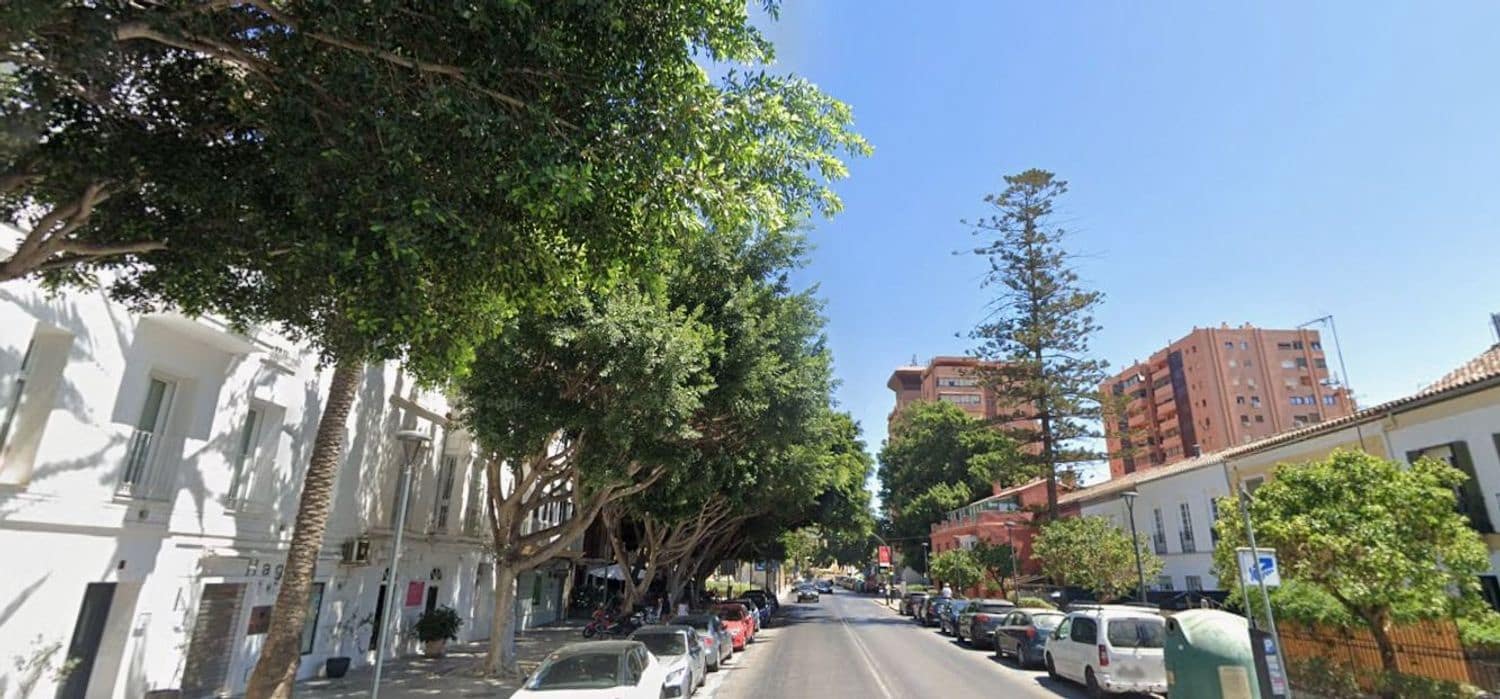 4 slaapkamer Appartement te koop in Malaga stad met garage - € 629.000 (Ref: 9669480)