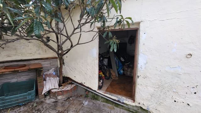 3 sovrum Finca/Hus på landet till salu i Moclinejo med garage - 140 000 € (Ref: 9669481)