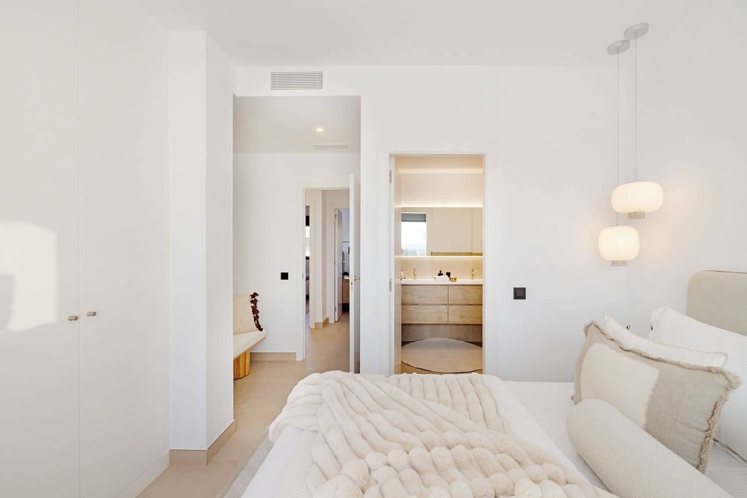 3 sypialnia Apartament na sprzedaż w Casares z basenem garażem - 787 600 € (Ref: 9669485)