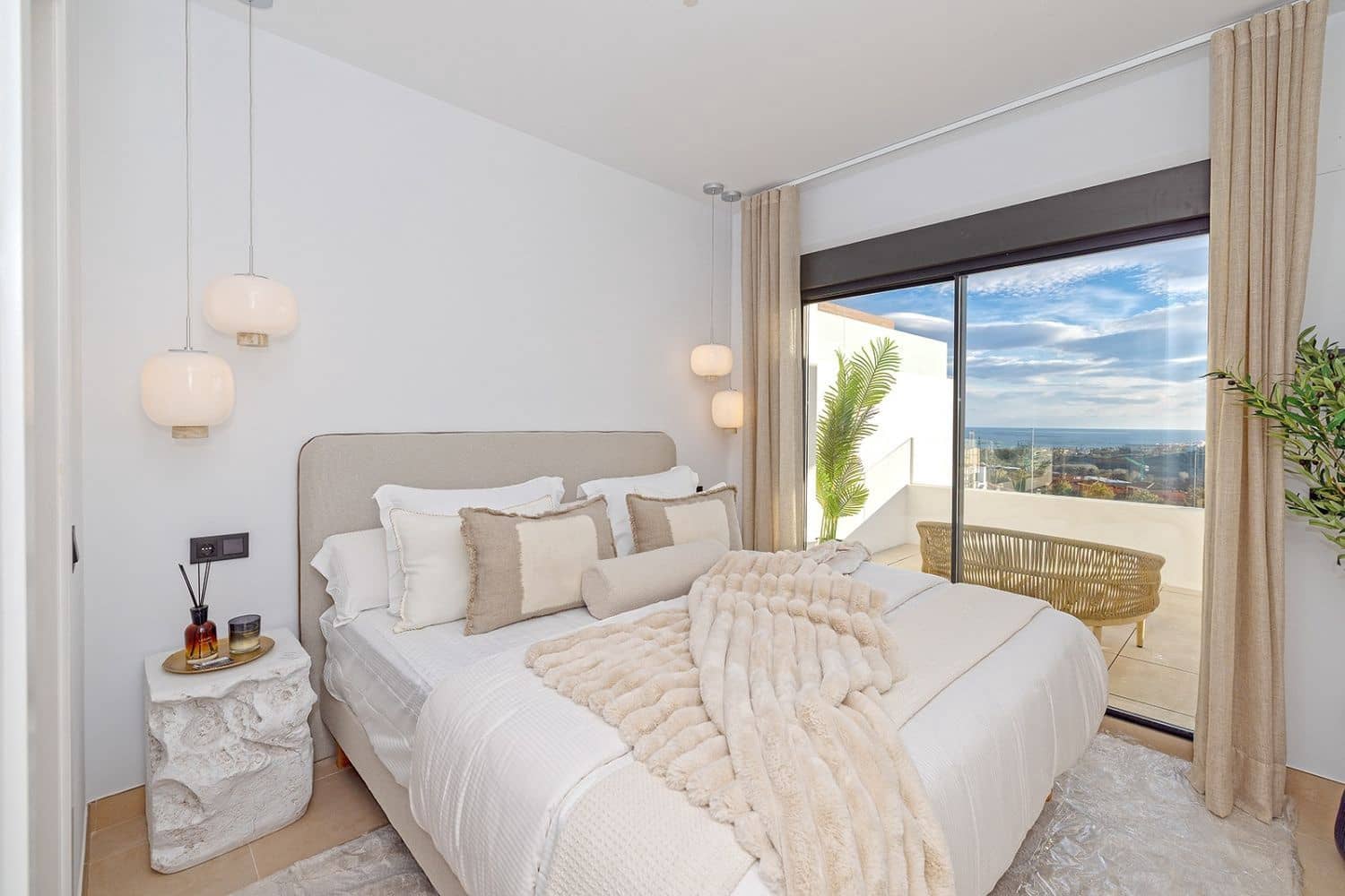 3 sypialnia Apartament na sprzedaż w Casares z basenem garażem - 787 600 € (Ref: 9669485)