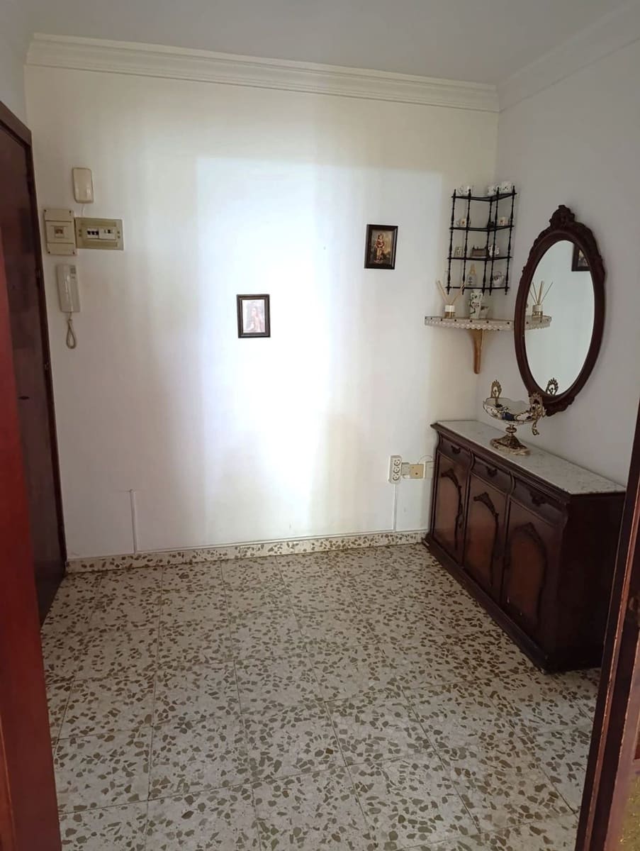 3 Zimmer Apartment zu verkaufen in Estepona mit Garage - 299.500 € (Ref: 9669490)