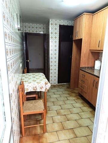 Apartamento de 3 habitaciones en Centro, Estepona en venta con garaje - 299.500 € (Ref: 9669490)