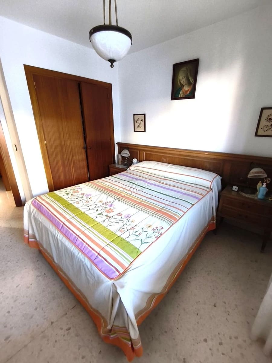 4 slaapkamer Appartement te koop in Malaga stad met garage - € 400.000 (Ref: 9669491)