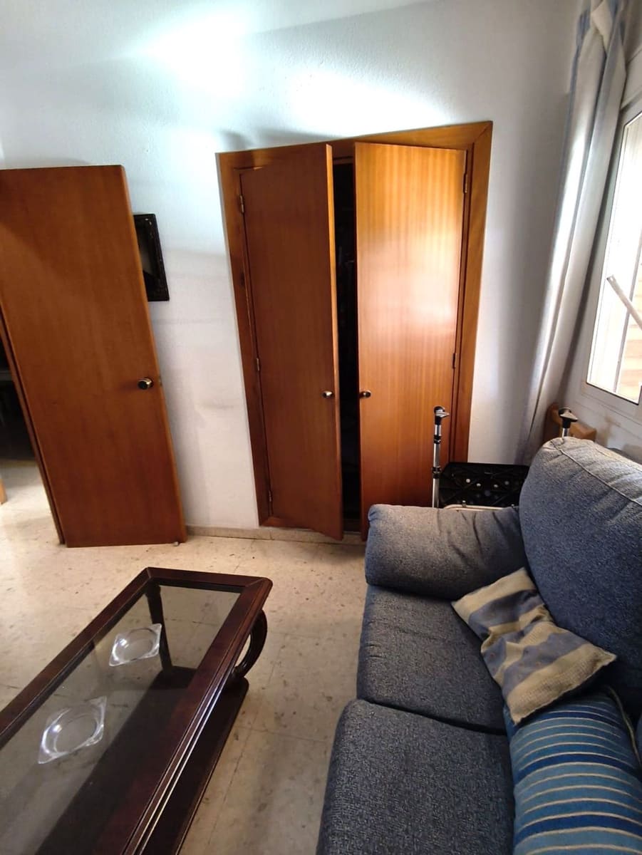 4 slaapkamer Appartement te koop in Malaga stad met garage - € 400.000 (Ref: 9669491)