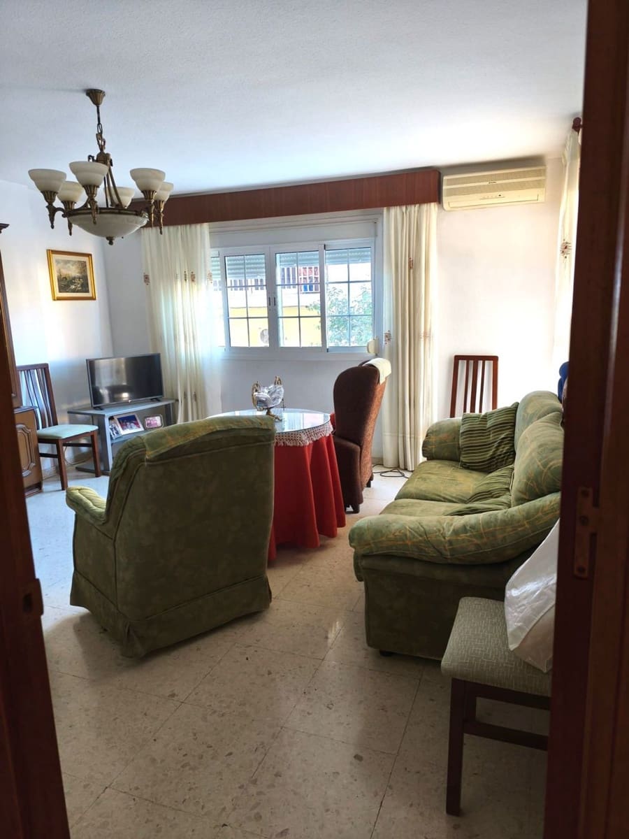 4 slaapkamer Appartement te koop in Malaga stad met garage - € 400.000 (Ref: 9669491)