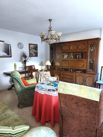 4 slaapkamer Appartement te koop in La Pelusa, Málaga stad met garage - € 400.000 (Ref: 9669491)