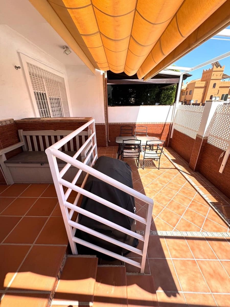 3 quarto Casa em Banda para venda em Rincon de la Victoria com piscina garagem - 420 000 € (Ref: 9669492)