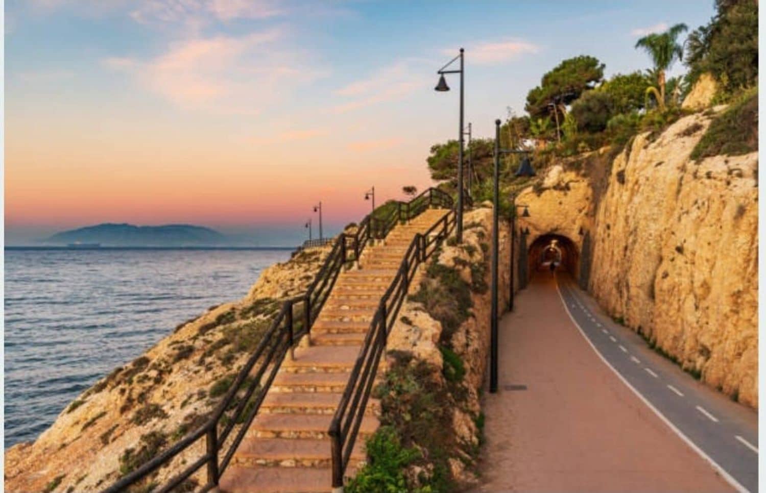 3 sypialnia Dom na sprzedaż w Rincon de la Victoria z basenem garażem - 420 000 € (Ref: 9669492)