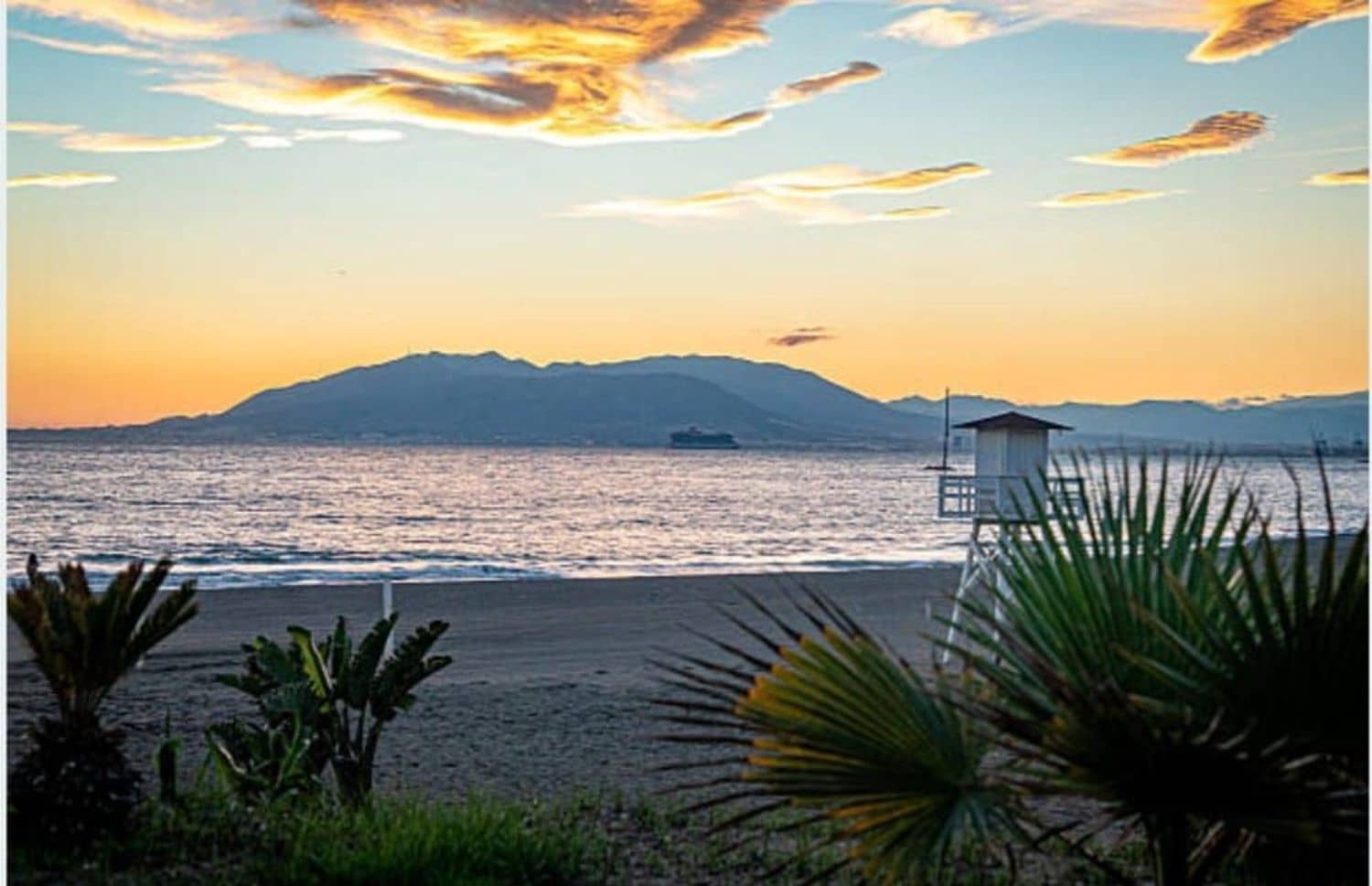 3 sypialnia Dom na sprzedaż w Rincon de la Victoria z basenem garażem - 420 000 € (Ref: 9669492)