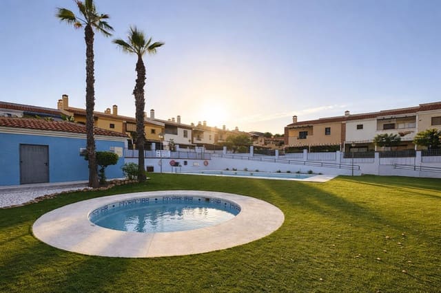 3 Zimmer Haus zu verkaufen in Torre de Benagalbon, Rincón de la Victoria mit Pool Garage - 420.000 € (Ref: 9669492)