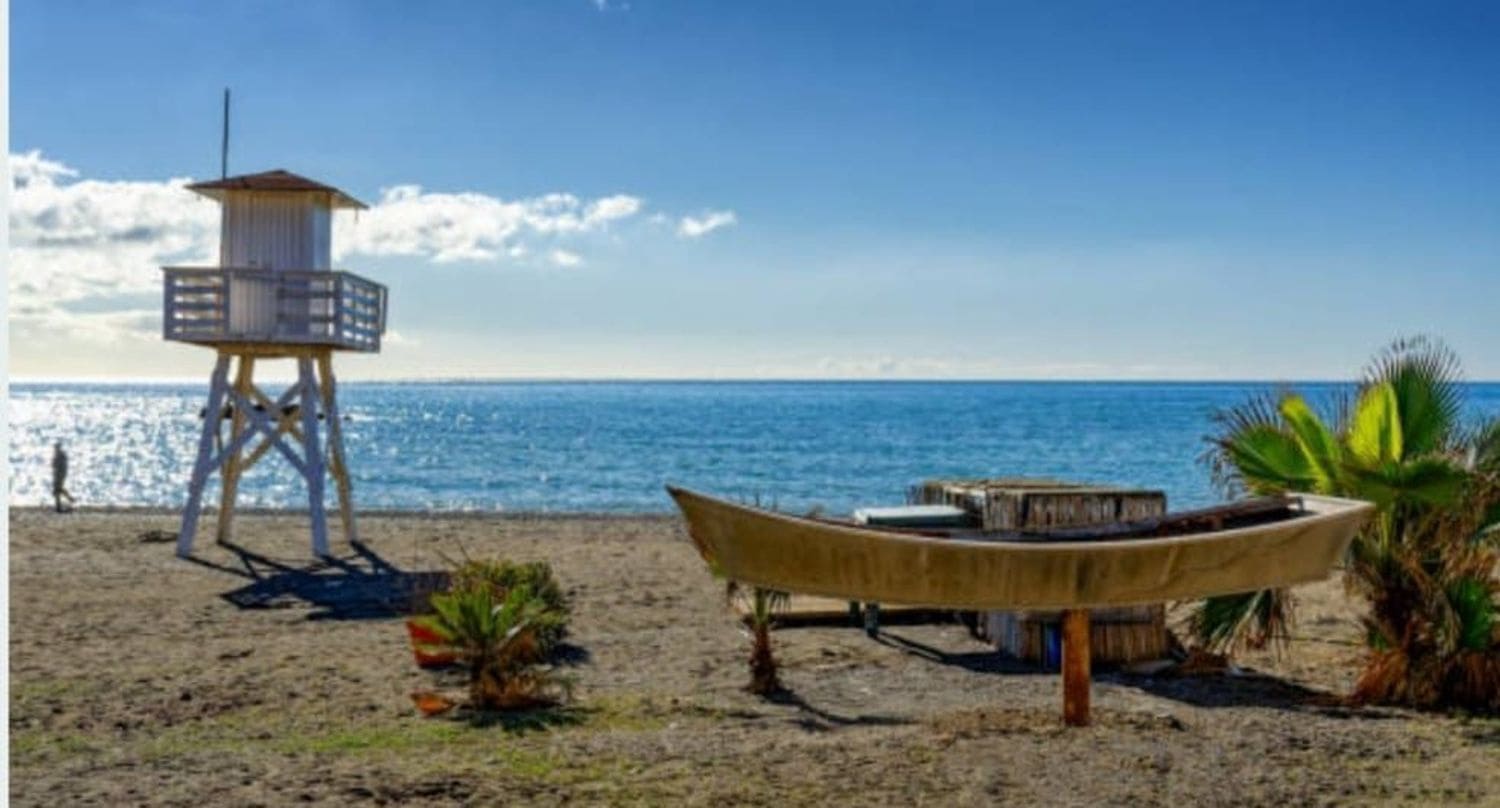 3 sypialnia Dom na sprzedaż w Rincon de la Victoria z basenem garażem - 420 000 € (Ref: 9669492)