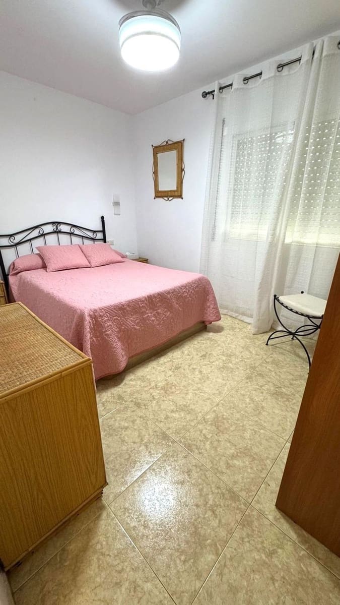 4 Zimmer Apartment zu verkaufen in Estepona mit Garage - 299.000 € (Ref: 9669494)