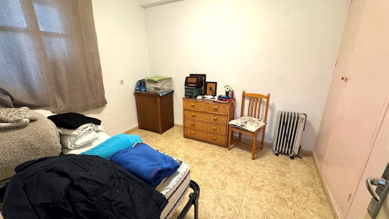 4 Zimmer Apartment zu verkaufen in Estepona mit Garage - 299.000 € (Ref: 9669494)