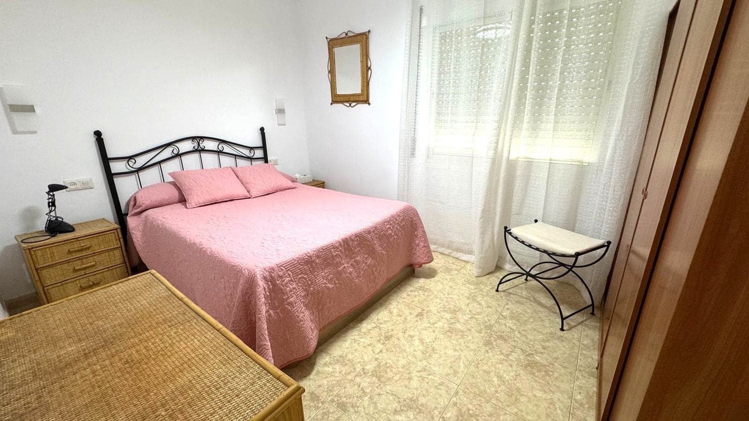 4 Zimmer Apartment zu verkaufen in Estepona mit Garage - 299.000 € (Ref: 9669494)