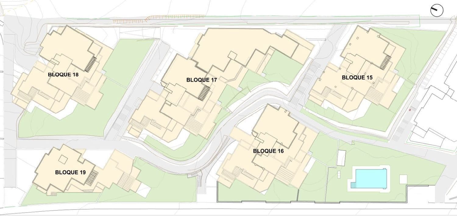 2 soverom Leilighet til salgs i Casares med svømmebasseng garasje - € 448 000 (Ref: 9669495)
