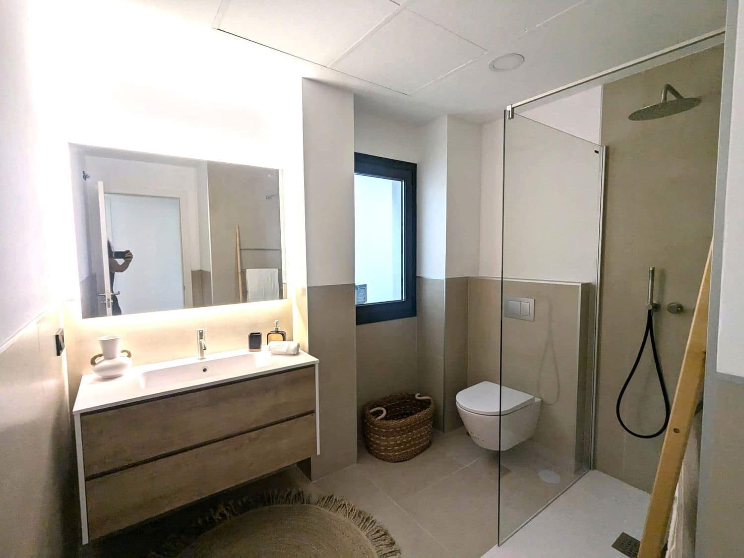 2 soverom Leilighet til salgs i Casares med svømmebasseng garasje - € 448 000 (Ref: 9669495)