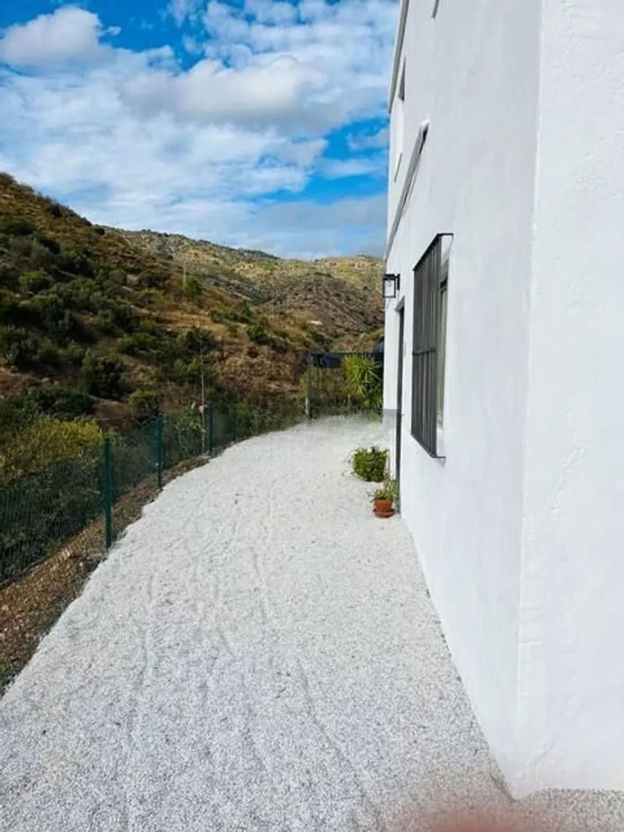 2 quarto Quinta/Casa Rural para venda em Malaga cidade com piscina garagem - 115 000 € (Ref: 9669504)