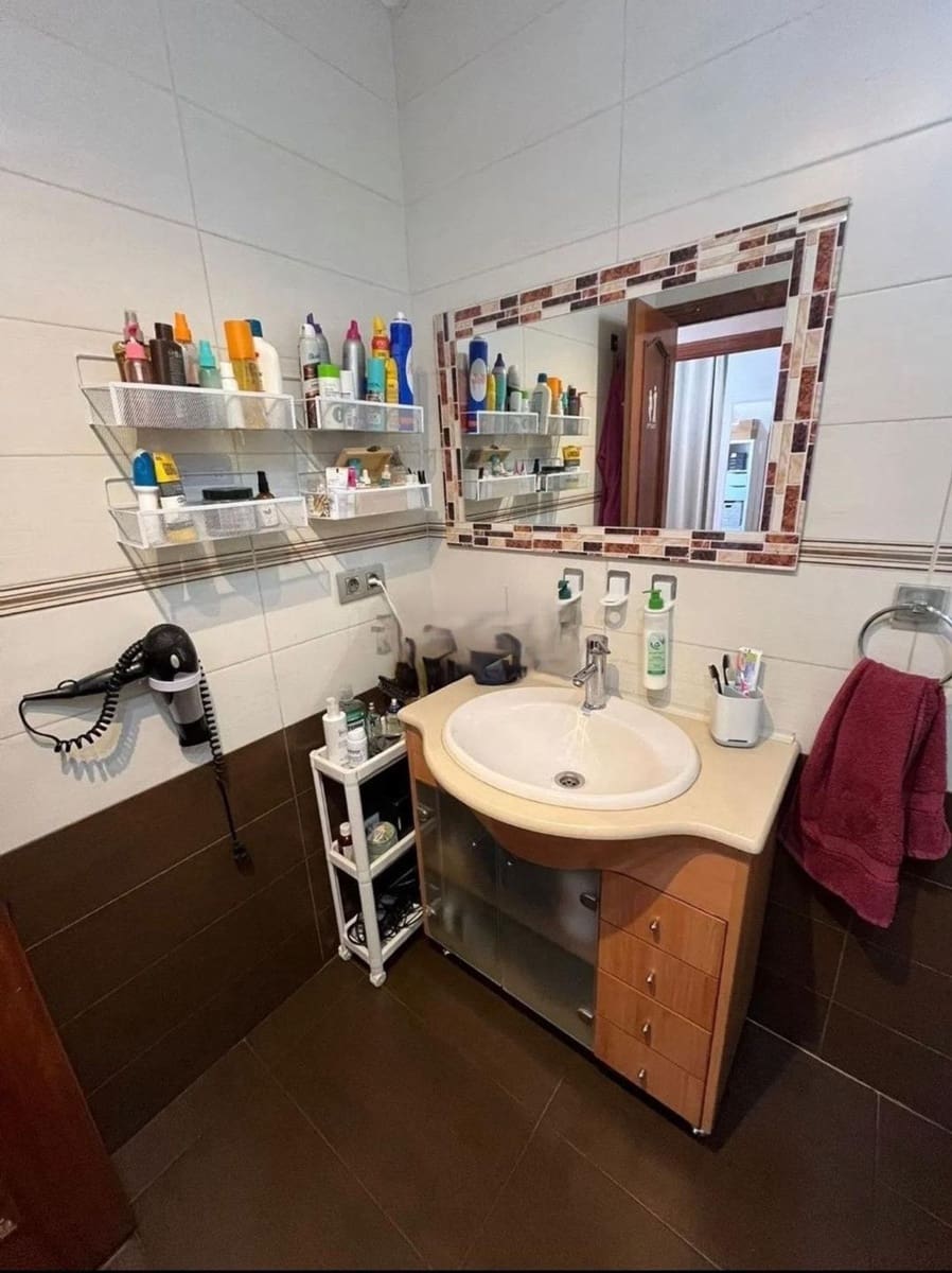 2 bedroom Apartment for sale in Malaga city with garage - € 365,000 (Ref: 9669507)