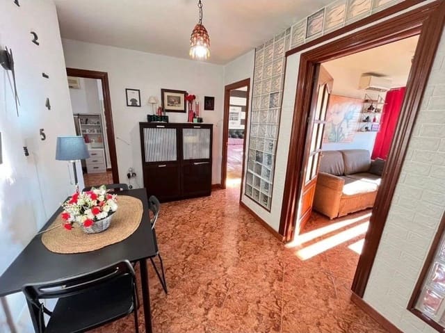 2 sovrum Lägenhet till salu i R.e.n.f.e., Málaga stad med garage - 365 000 € (Ref: 9669507)