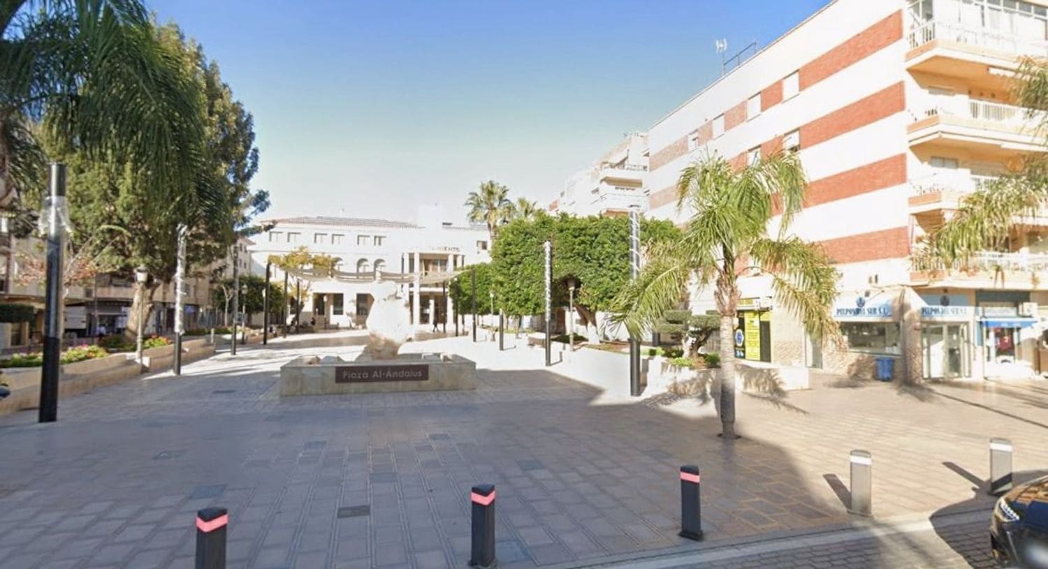 Comercial para venda em Rincon de la Victoria - 320 000 € (Ref: 9669510)